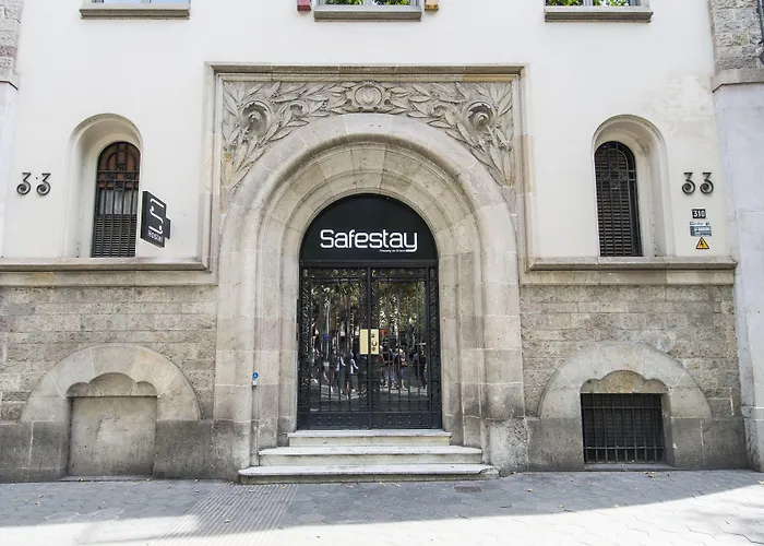 Strandhotel: Safestay Barcelona Passeig De Gracia (Adults Only)
